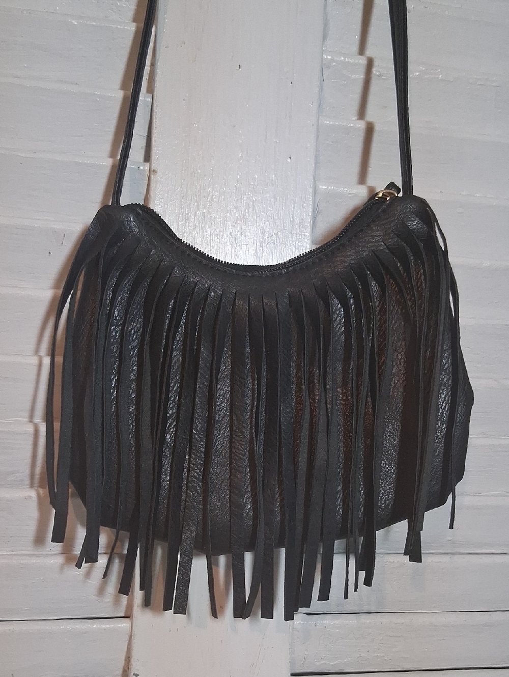 YOKI Black Crossbody